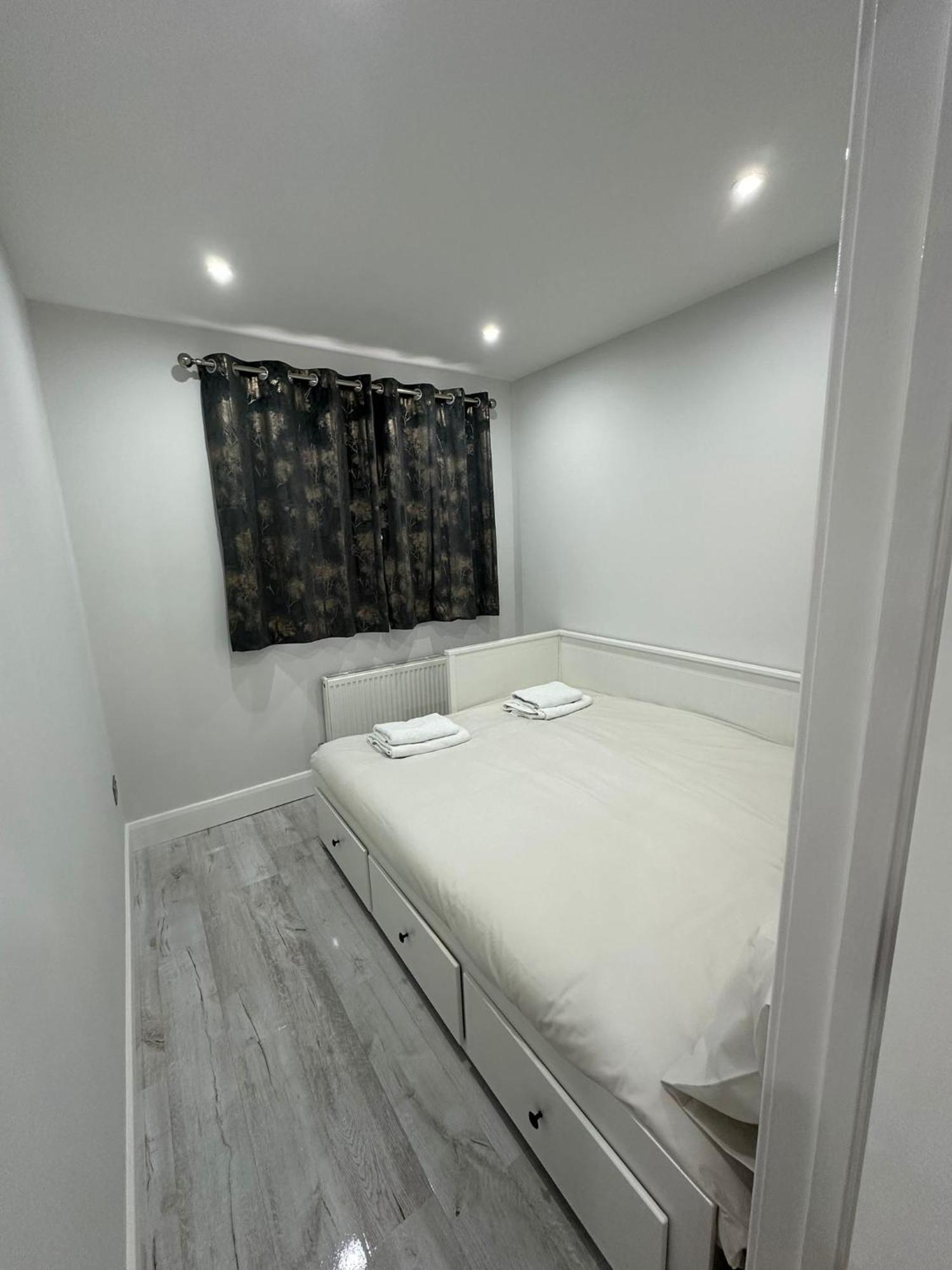 Appartamento Luxury House Greenford  Esterno foto